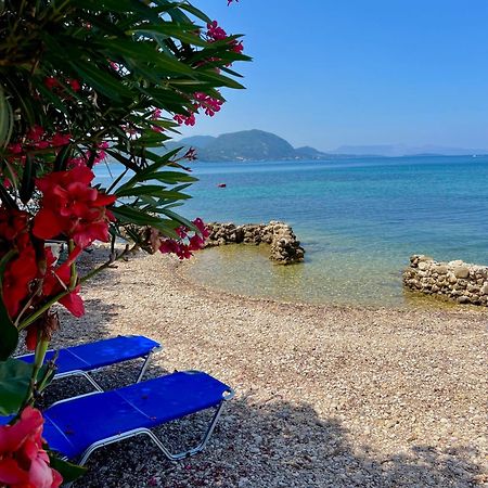 Kohyli Beachfront House Agia Pelagia Chlomou Esterno foto