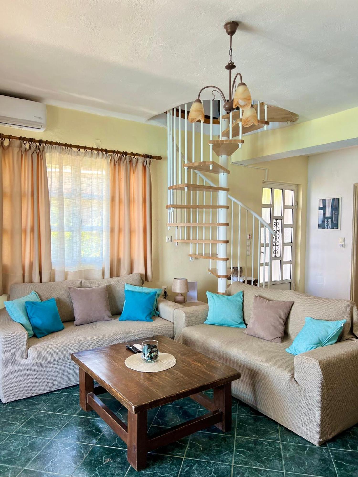 Kohyli Beachfront House Agia Pelagia Chlomou Esterno foto