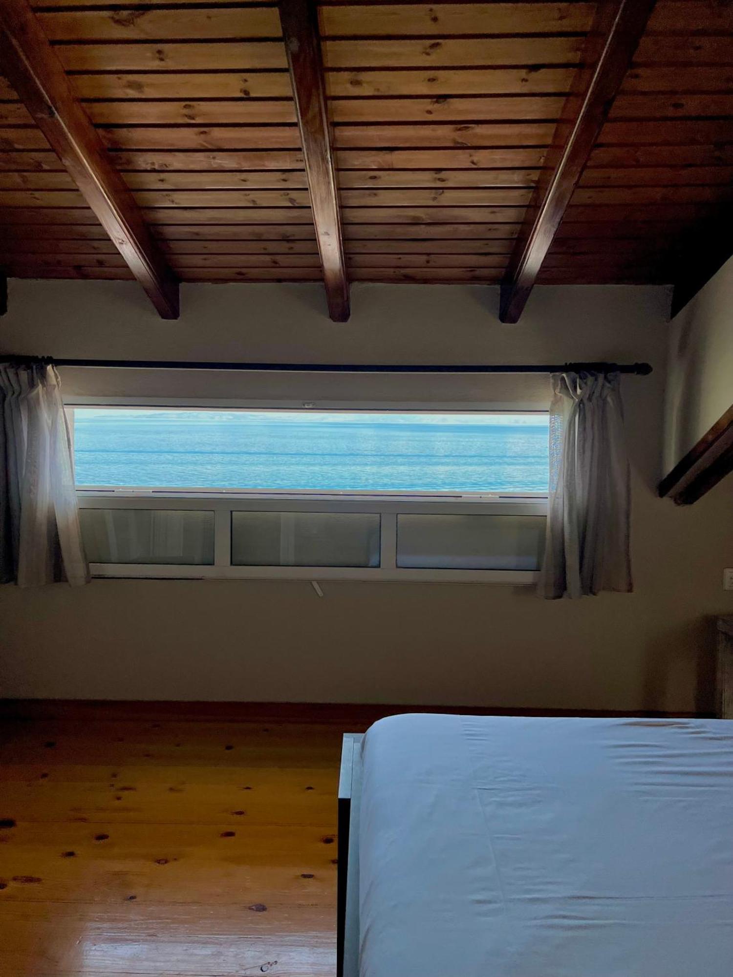 Kohyli Beachfront House Agia Pelagia Chlomou Esterno foto