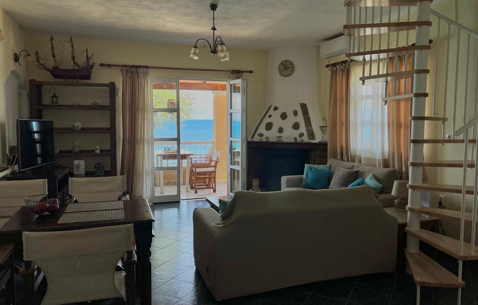 Kohyli Beachfront House Agia Pelagia Chlomou Esterno foto